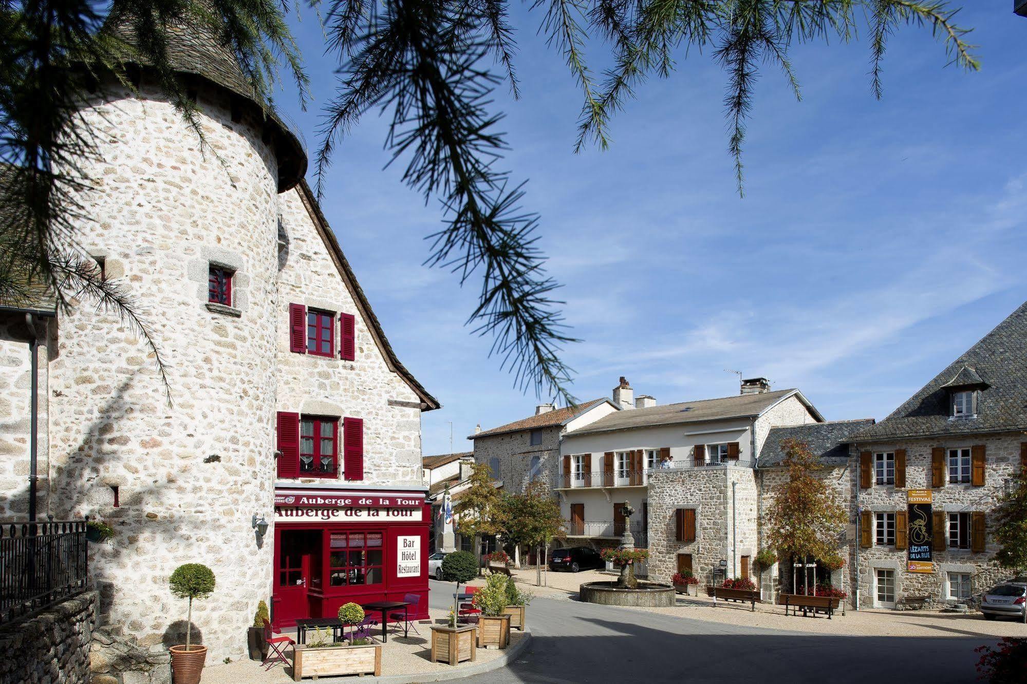 Auberge De La Tour Marcoles Exterior foto